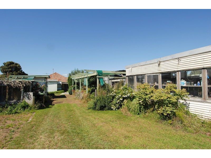3 Pitman Street, Newcomb VIC 3219