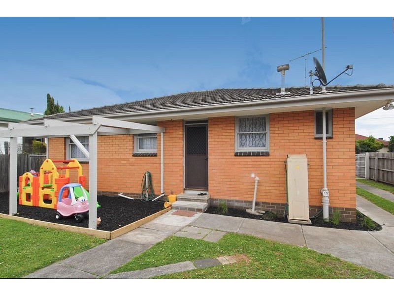 5 Miller Street, Newcomb VIC 3219