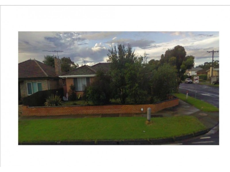 18 Fellmongers Road, Breakwater VIC 3219