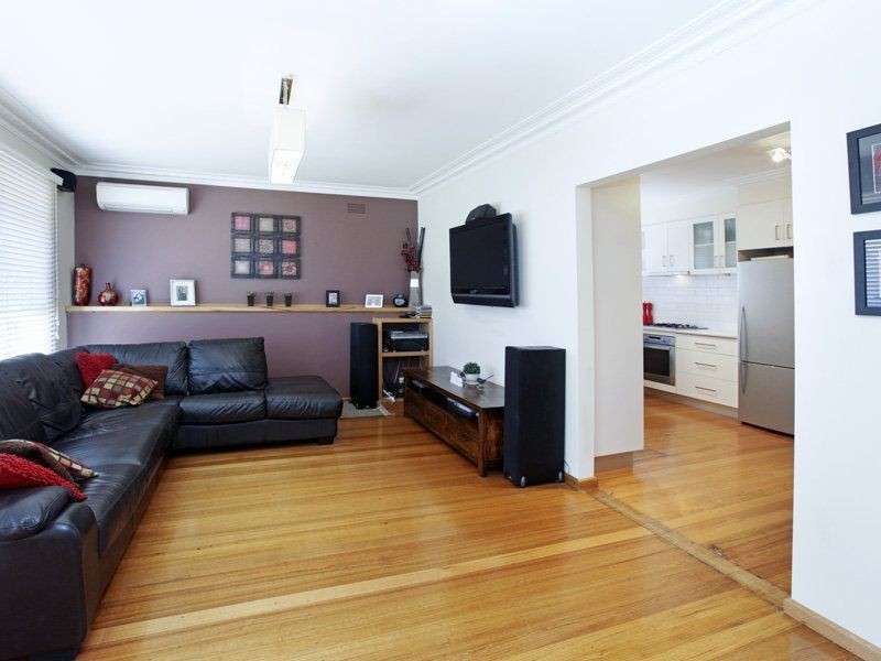 24 Watsons Road, Newcomb VIC 3219