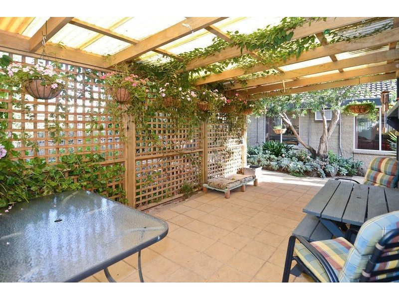 30 Dorward Ave, Newcomb VIC 3219