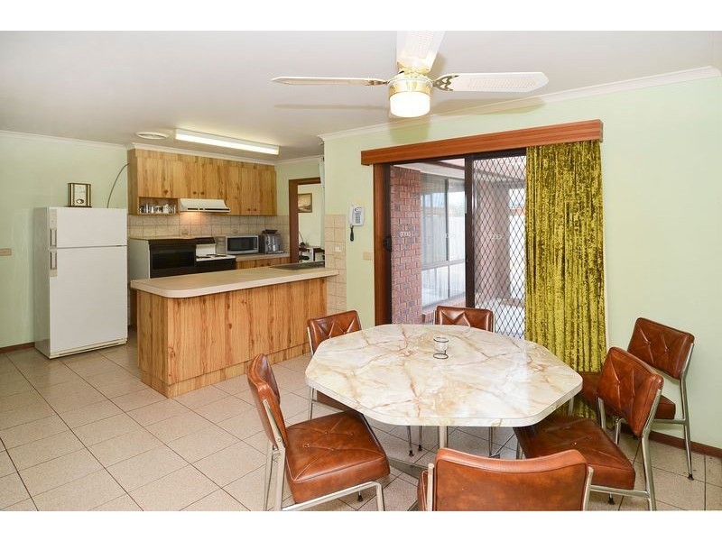 51 Enfield Drive, St Albans Park VIC 3219