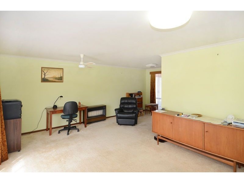 51 Enfield Drive, St Albans Park VIC 3219