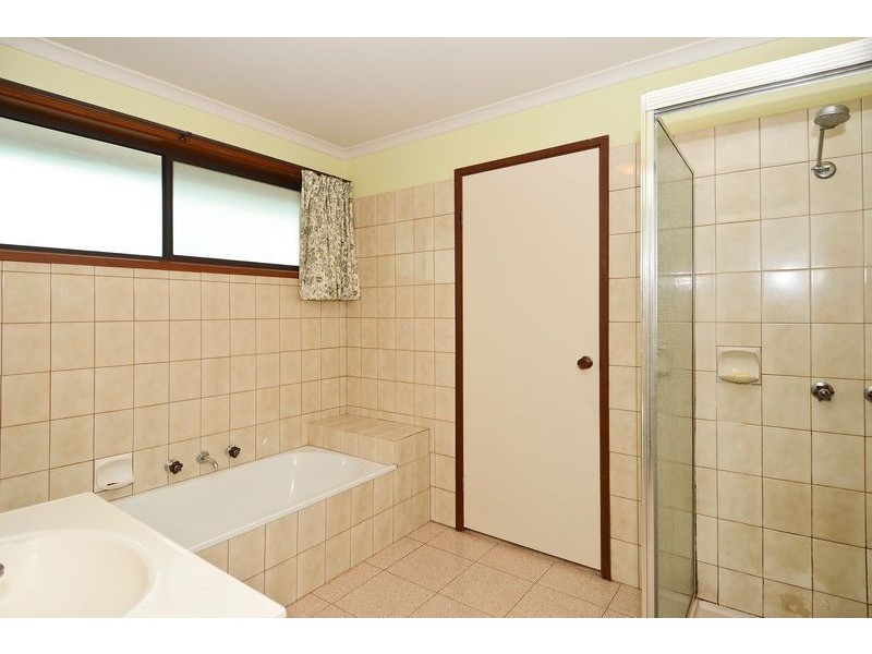 51 Enfield Drive, St Albans Park VIC 3219
