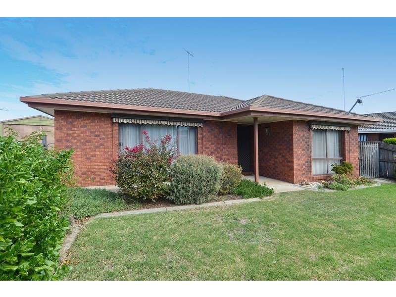 51 Enfield Drive, St Albans Park VIC 3219