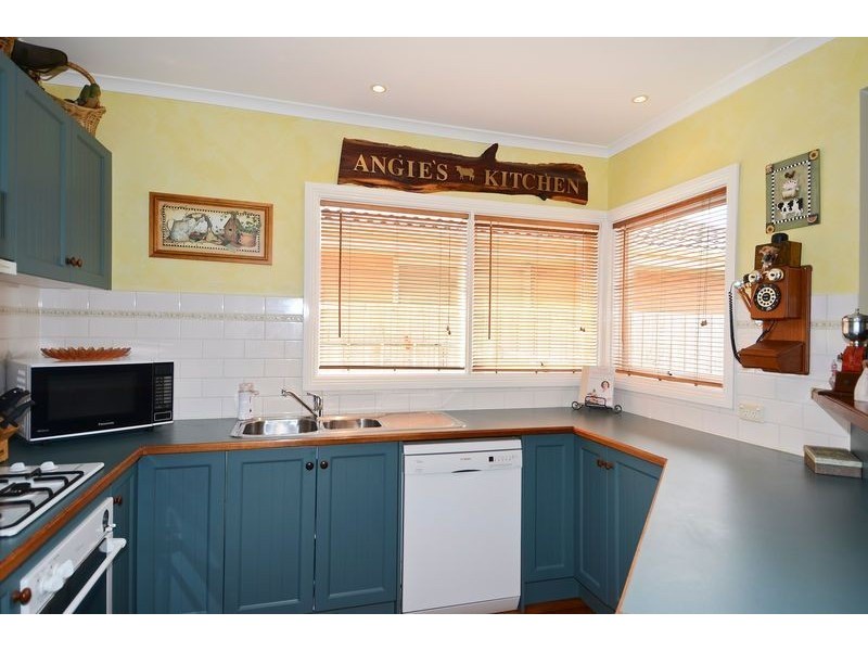 34 Miller Street, Newcomb VIC 3219