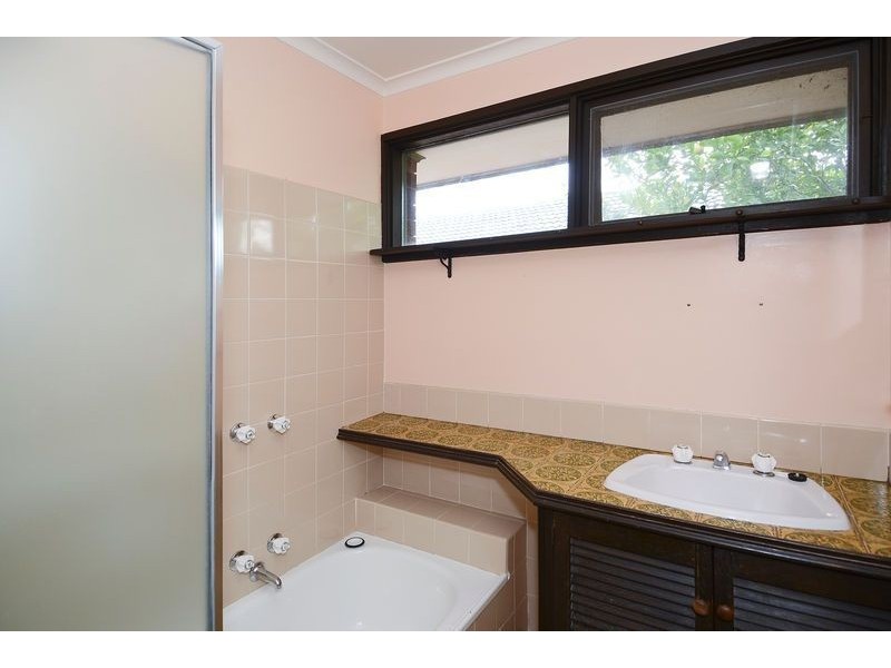 19 Hereford Drive, Belmont VIC 3216