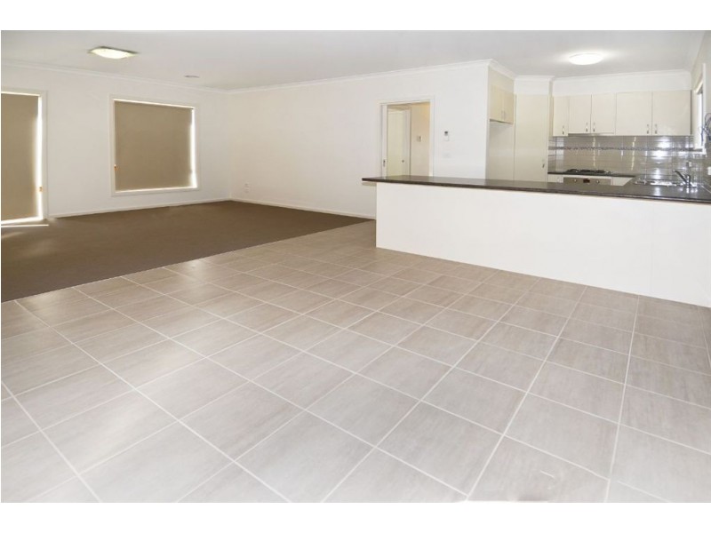1/54 Thorburn Street, Bell Park VIC 3215