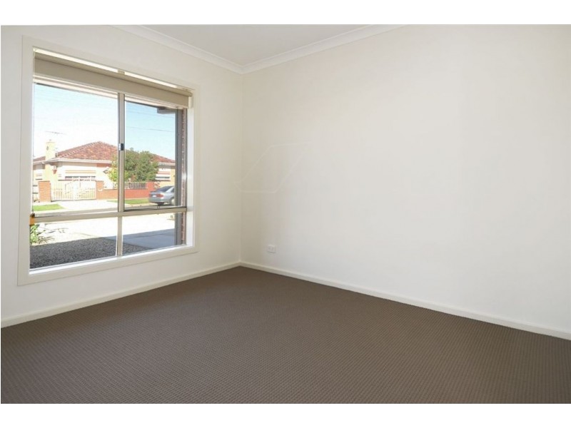 1/54 Thorburn Street, Bell Park VIC 3215
