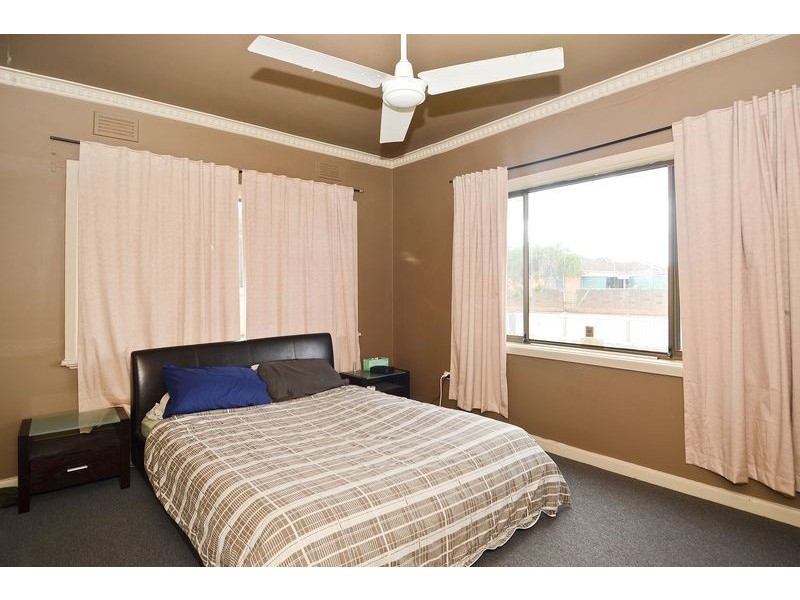 10 Hillford Street, Newcomb VIC 3219