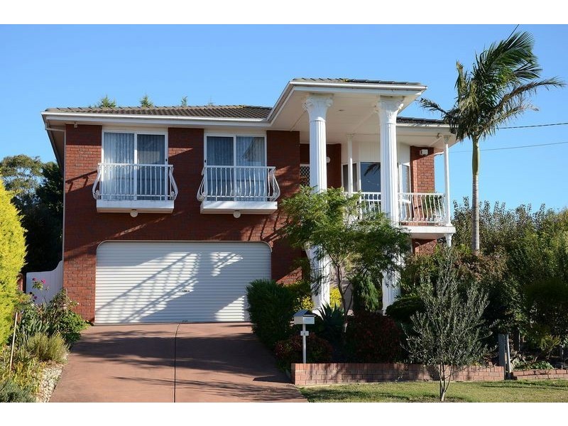 4 Booral Court, Grovedale VIC 3216