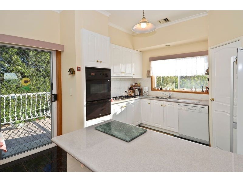 4 Booral Court, Grovedale VIC 3216