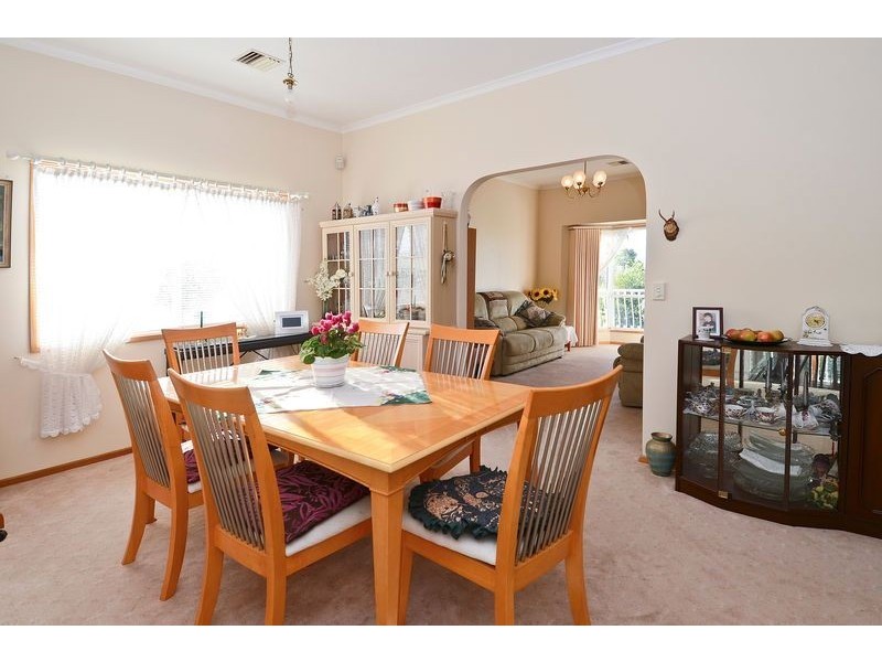 4 Booral Court, Grovedale VIC 3216