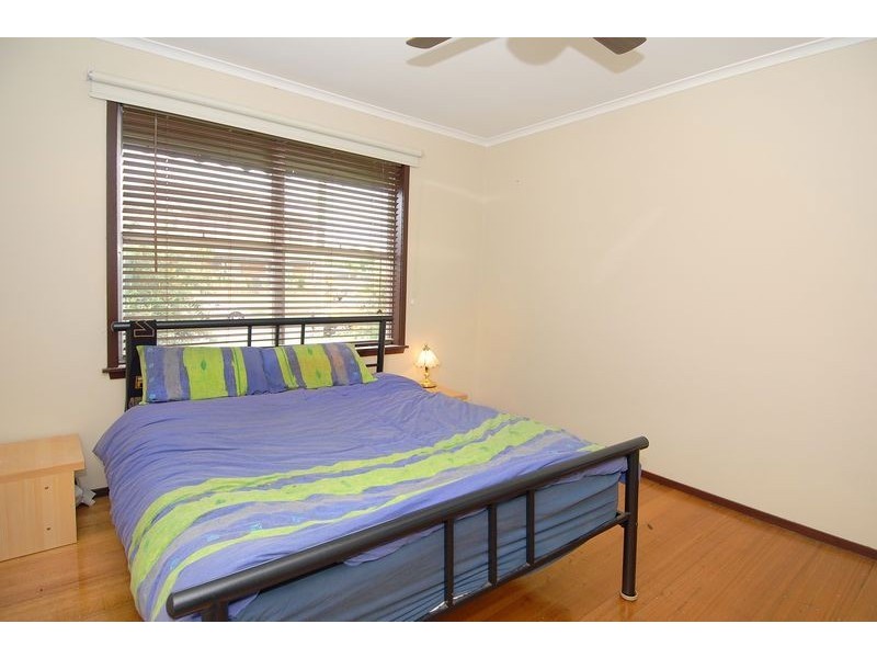 42 Neptune Avenue, Newcomb VIC 3219