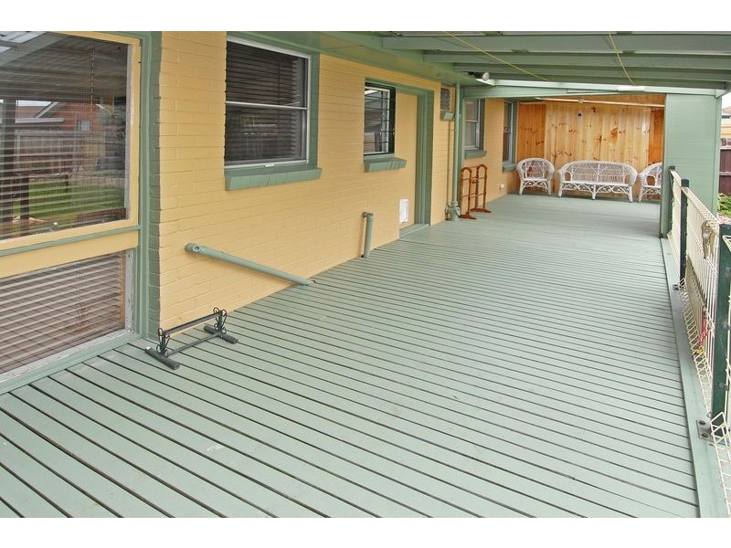 42 Neptune Avenue, Newcomb VIC 3219
