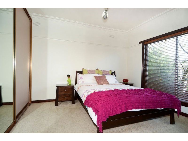 9 Ivy Street, Newcomb VIC 3219