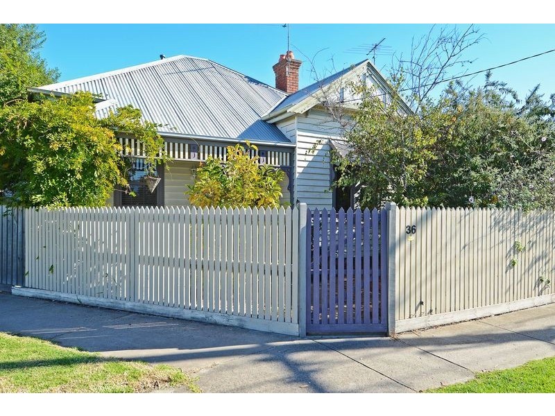 36 Ormond Road, East Geelong VIC 3219