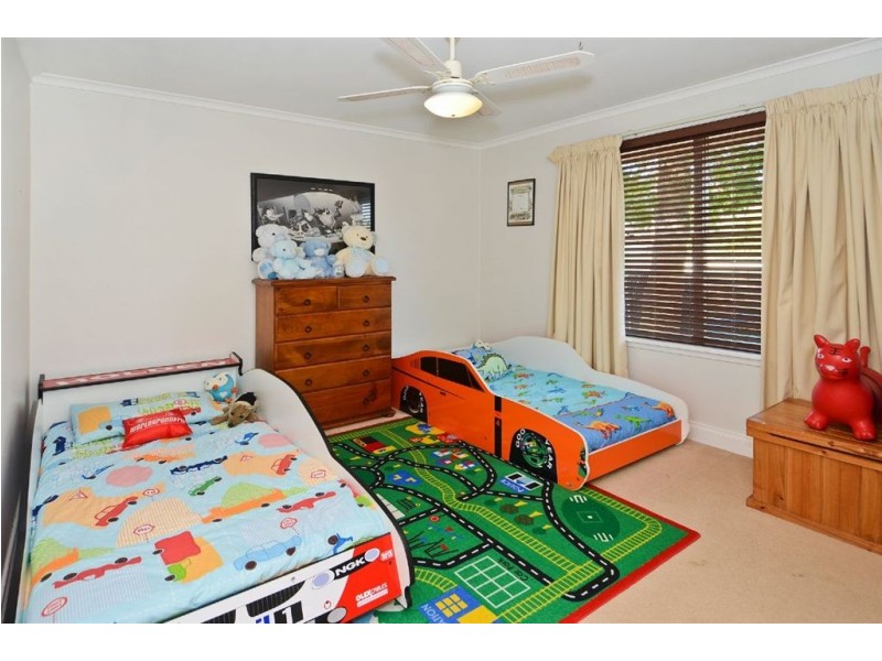 24 Hibiscus Crescent, Newcomb VIC 3219
