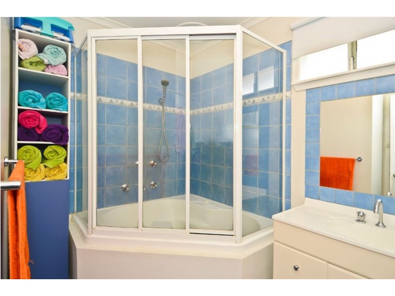 24 Hibiscus Crescent, Newcomb VIC 3219