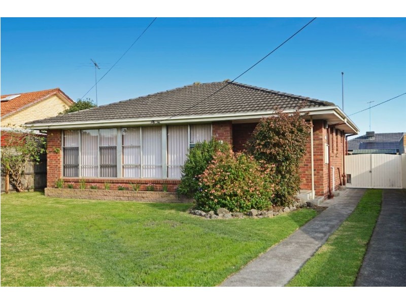 8 Neptune Avenue, Newcomb VIC 3219