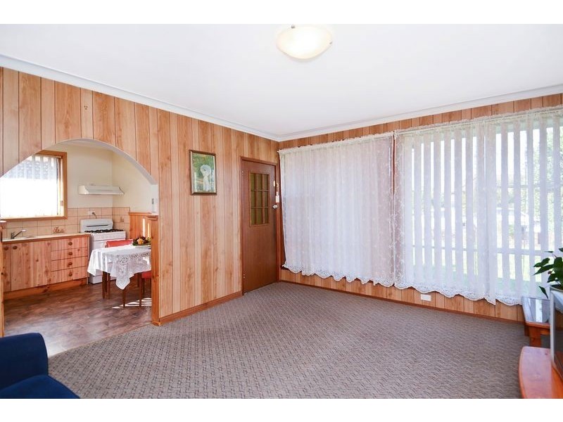 8 Neptune Avenue, Newcomb VIC 3219