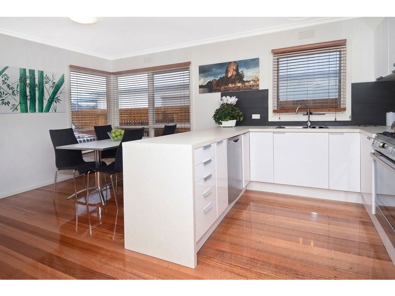 22 Poplar Street, Newcomb VIC 3219