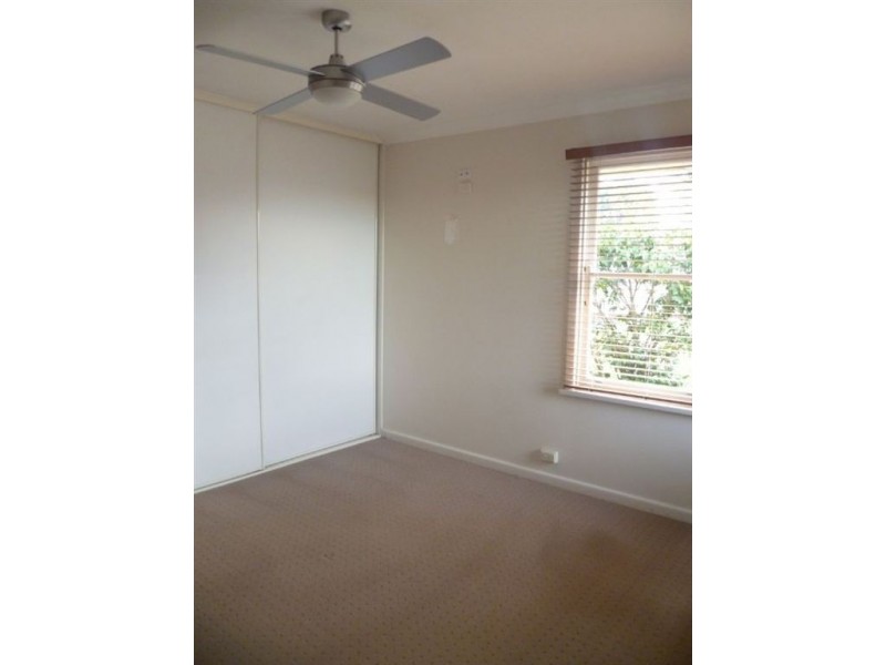 1 Strickland Avenue, Highton VIC 3216