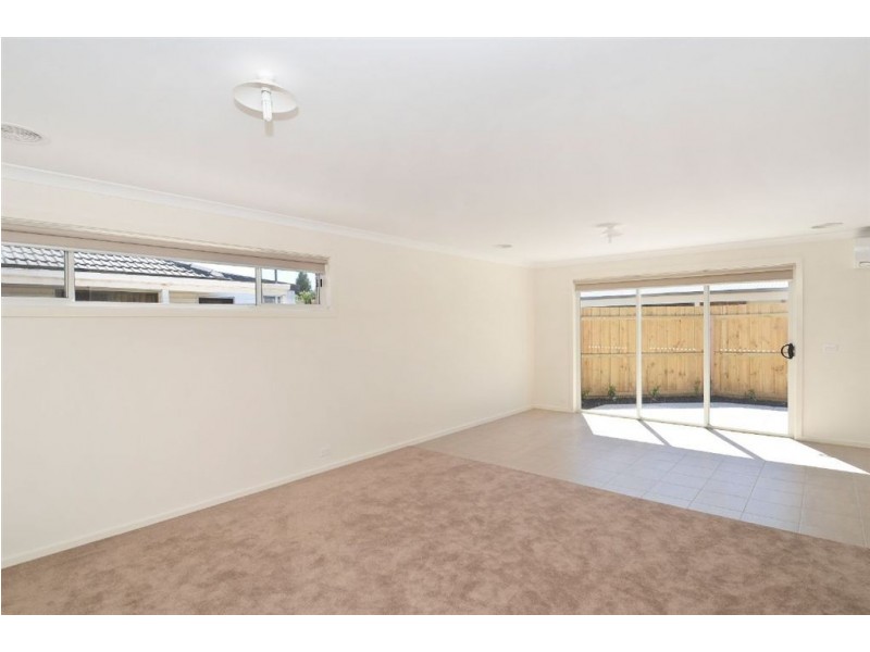 B/29 Poplar Street, Newcomb VIC 3219