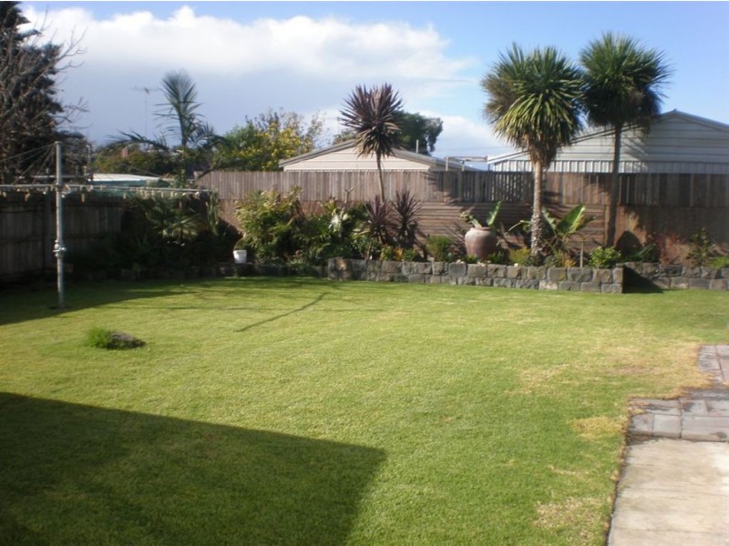 7 Miller Street, Newcomb VIC 3219