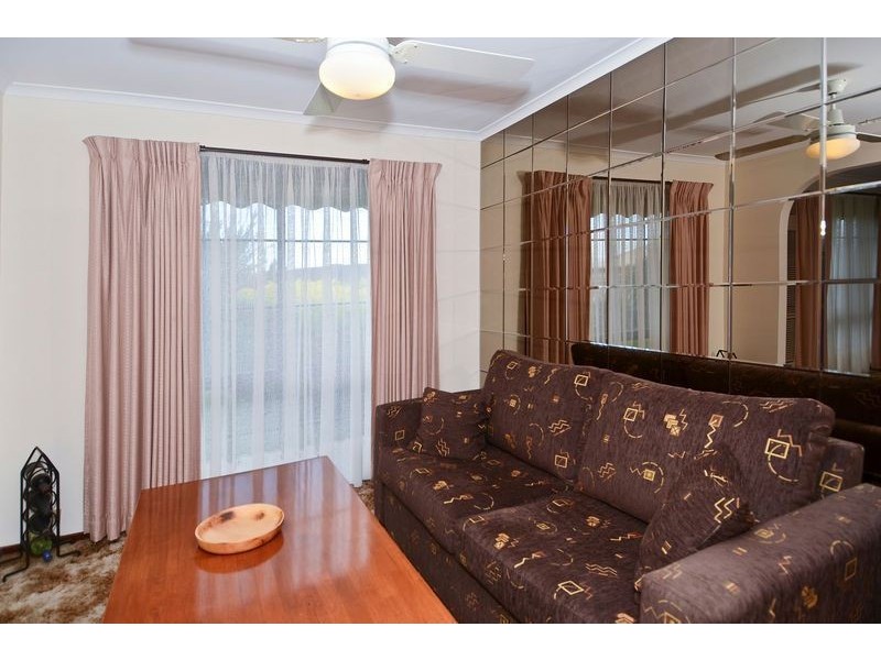 42 Enfield Drive, St Albans Park VIC 3219