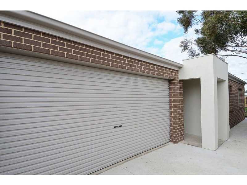 2/41 Wilsons Road, Newcomb VIC 3219