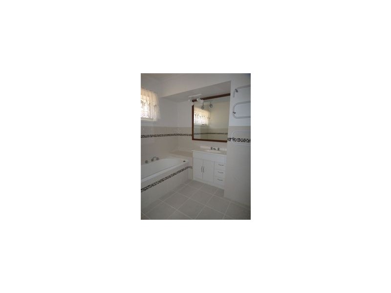 5 Autumn Street, Belmont VIC 3216