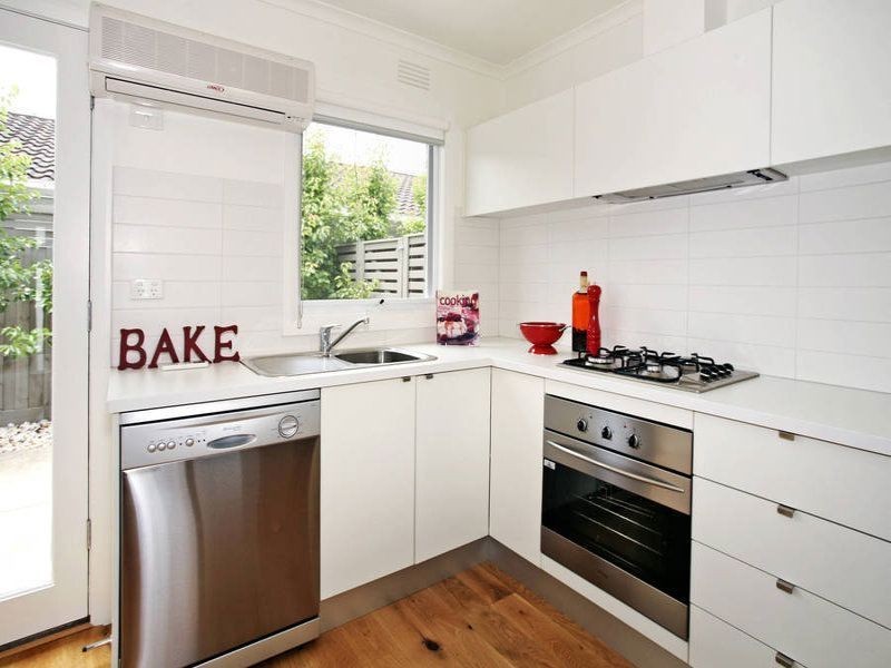 10/6-8 Stafford Street, Herne Hill VIC 3218