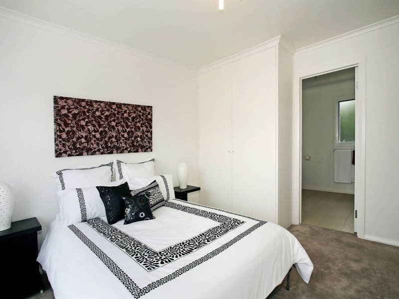 10/6-8 Stafford Street, Herne Hill VIC 3218