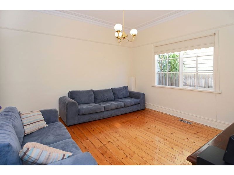 7 Loch Street, East Geelong VIC 3219