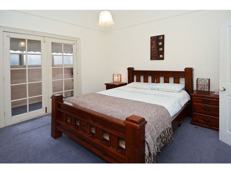 7 Loch Street, East Geelong VIC 3219