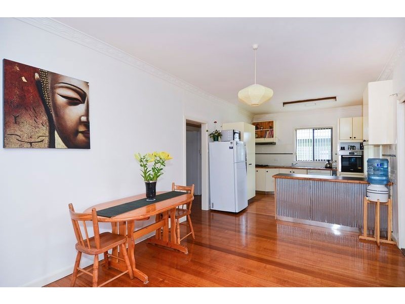 12 Ivy Street, Newcomb VIC 3219