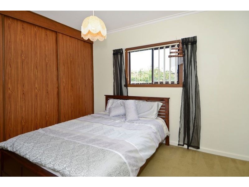 12 Ivy Street, Newcomb VIC 3219