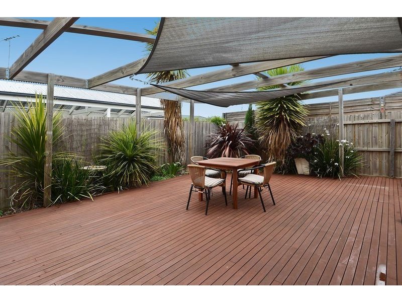 106 Grove Road, Grovedale VIC 3216