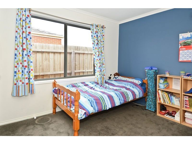 106 Grove Road, Grovedale VIC 3216