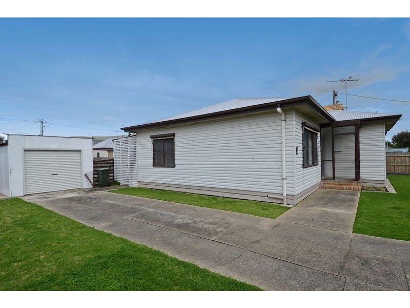 1 Tilly Court, Newcomb VIC 3219