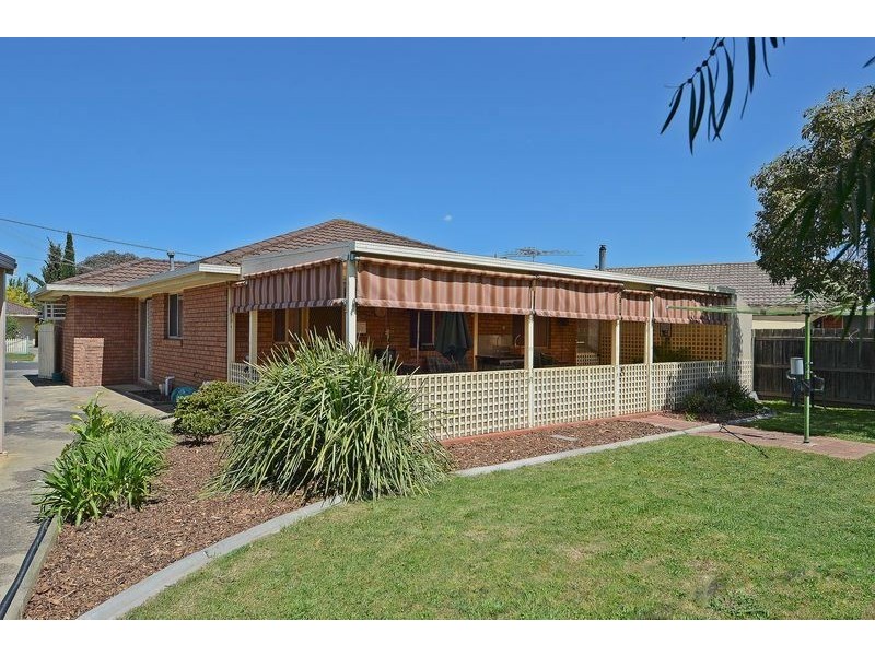 25 Filipi Drive, St Albans Park VIC 3219