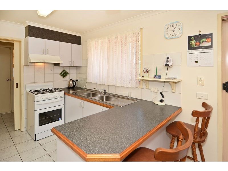 25 Filipi Drive, St Albans Park VIC 3219