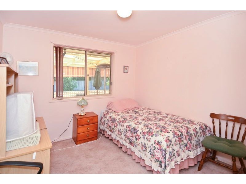 25 Filipi Drive, St Albans Park VIC 3219