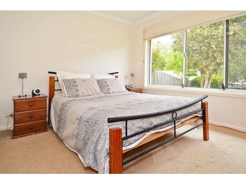 38 Ivy Street, Newcomb VIC 3219