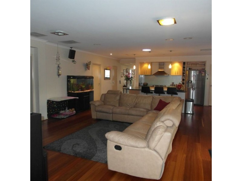 39 Newhaven Avenue, St Albans Park VIC 3219