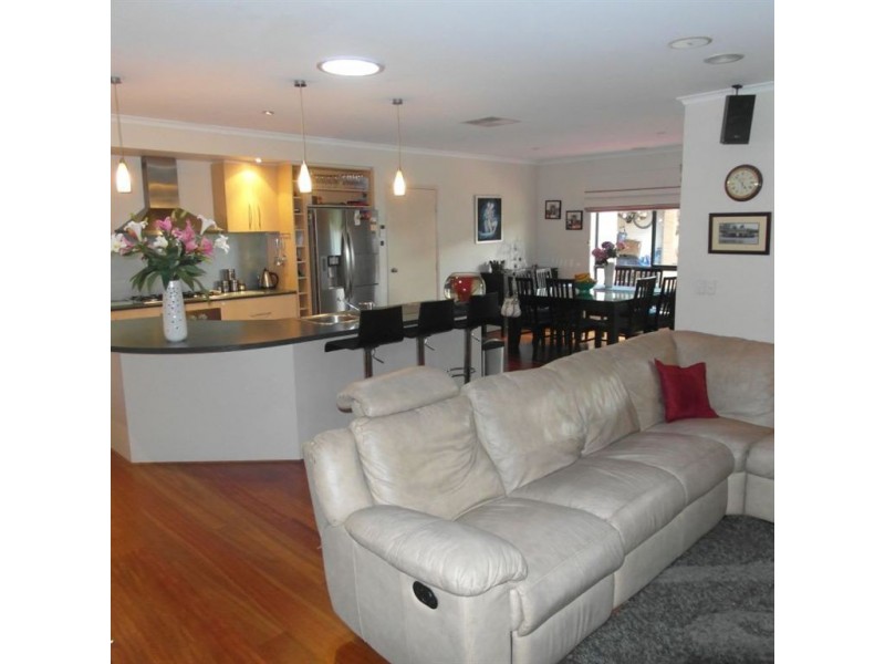 39 Newhaven Avenue, St Albans Park VIC 3219