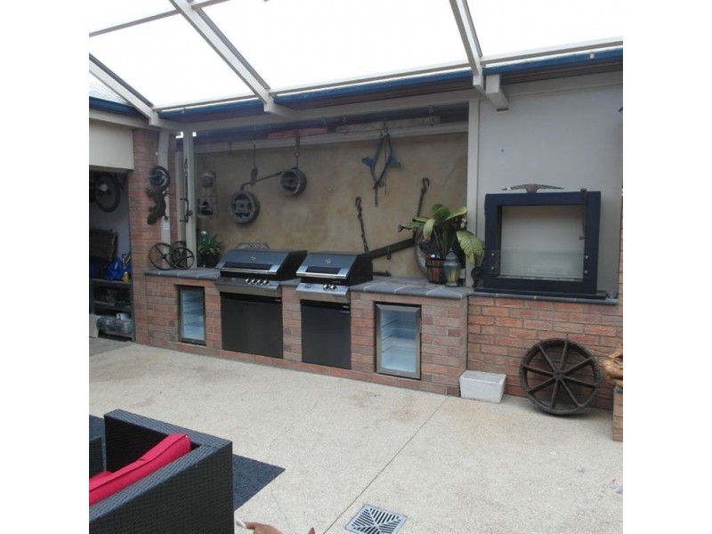 39 Newhaven Avenue, St Albans Park VIC 3219