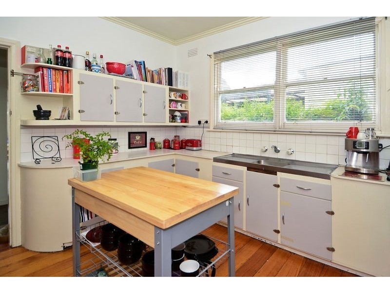 48 Breakwater Road, East Geelong VIC 3219