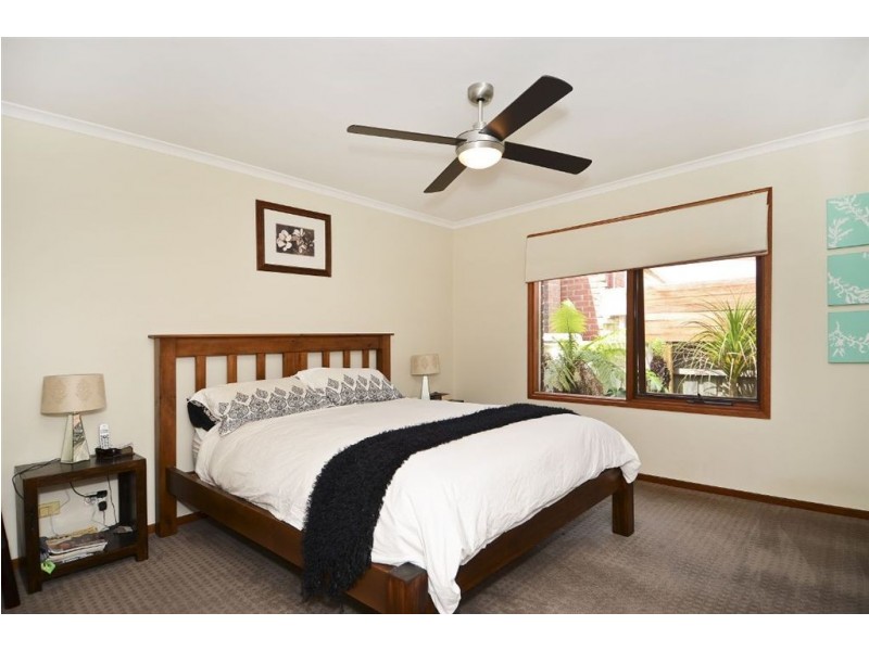 23 Greenbank Court, Leopold VIC 3224